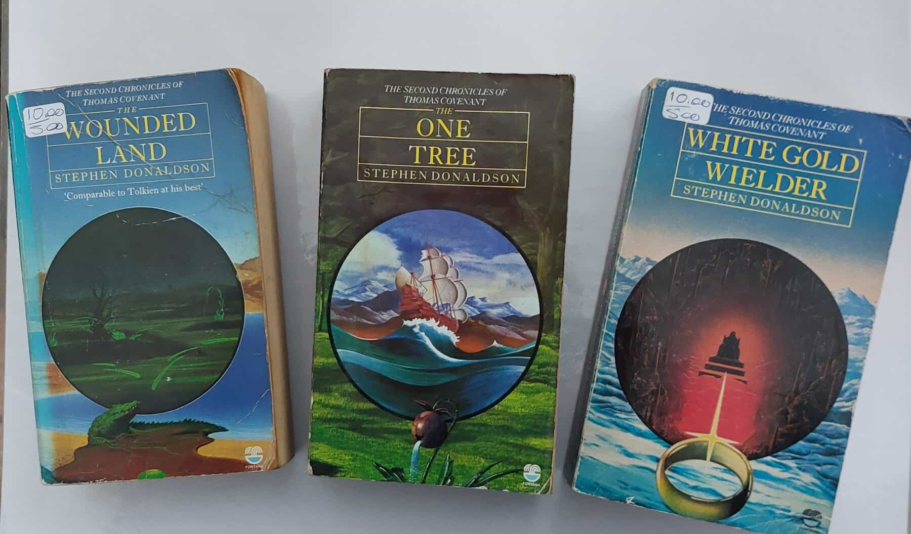 The Second Chronicles of the Thomas Covenant 3 volume set 1 The wounded Land; 2 The One Tree; 3 White Gold Wielder