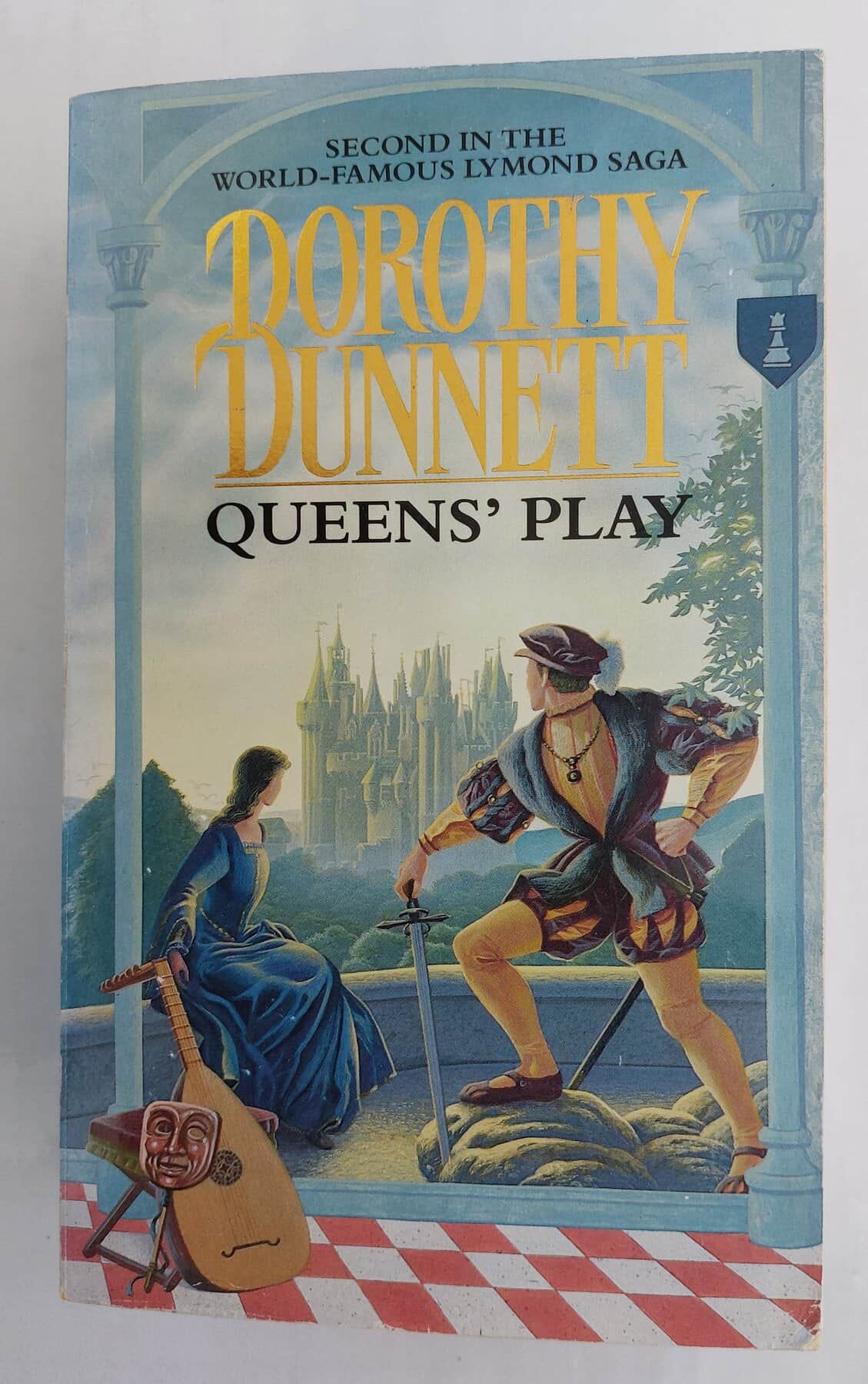 Queens' Play