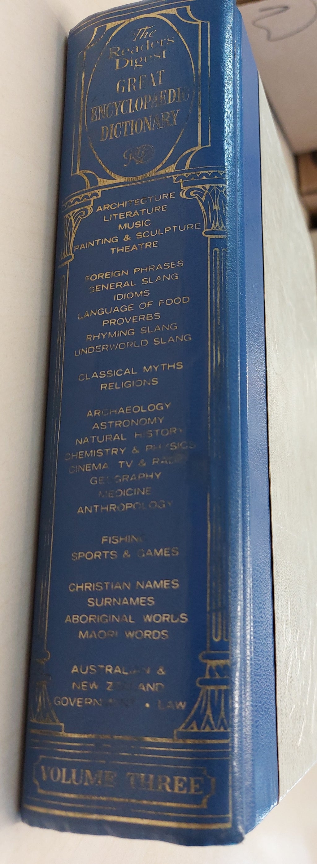 The Readers Digest Great Encyclopaedic Dictionary